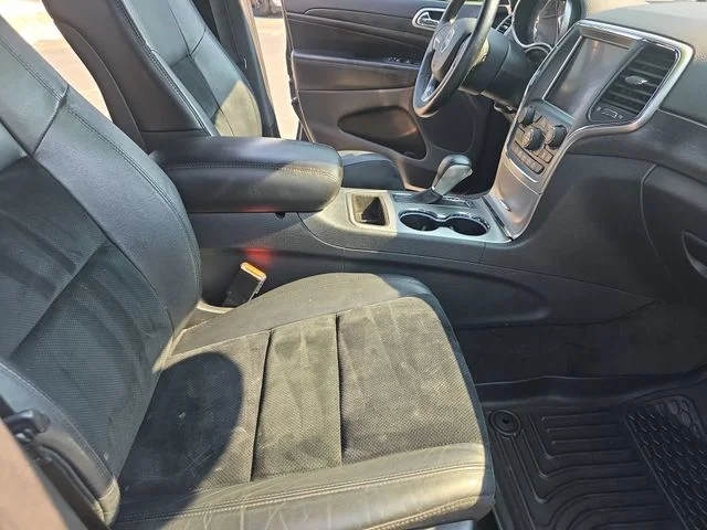 Used 2018 Black Jeep Altitude image 11