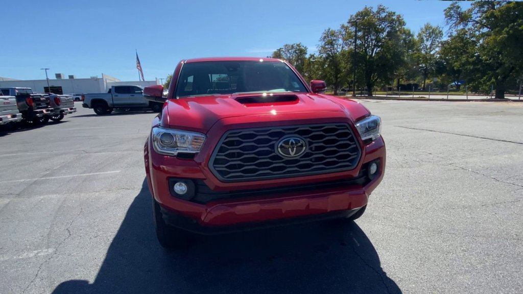 2021 Toyota Tacoma TRD Sport 4x4 photo 3