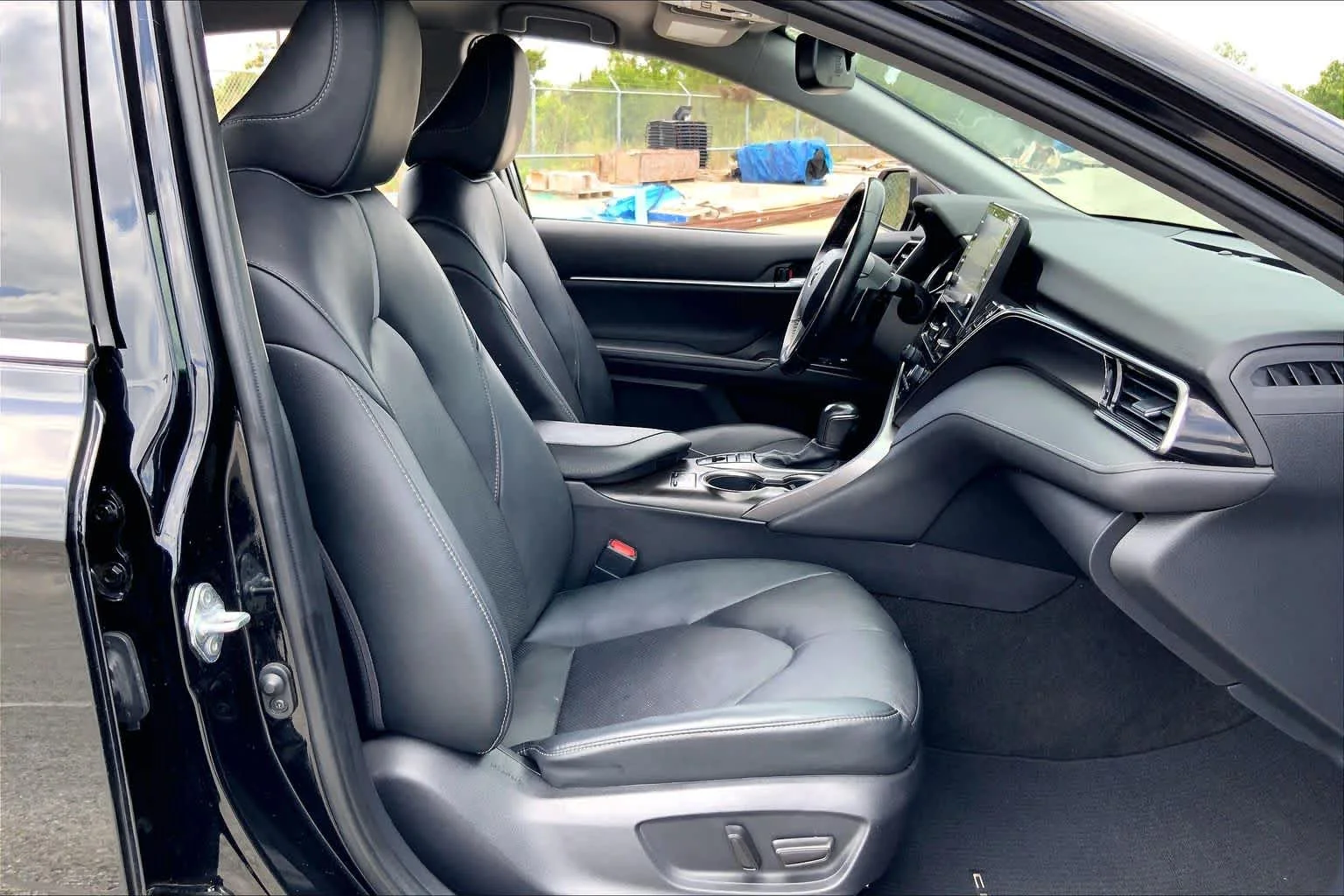 Used 2021 Midnight Black Metallic Toyota XSE image 9