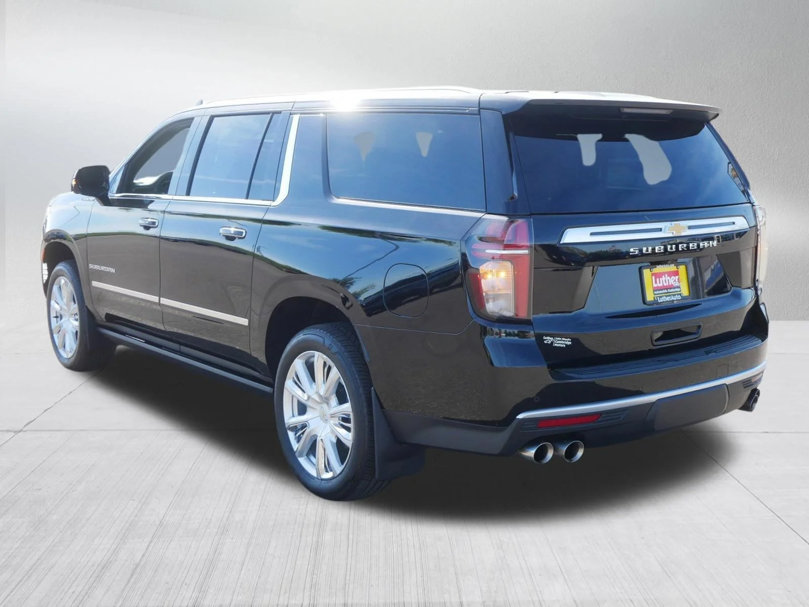 Used 2024 Black Chevrolet High Country image 12