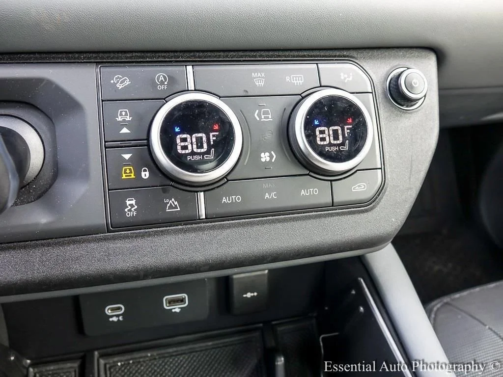 2023 Land Rover Defender X-Dynamic SE - Photo 21