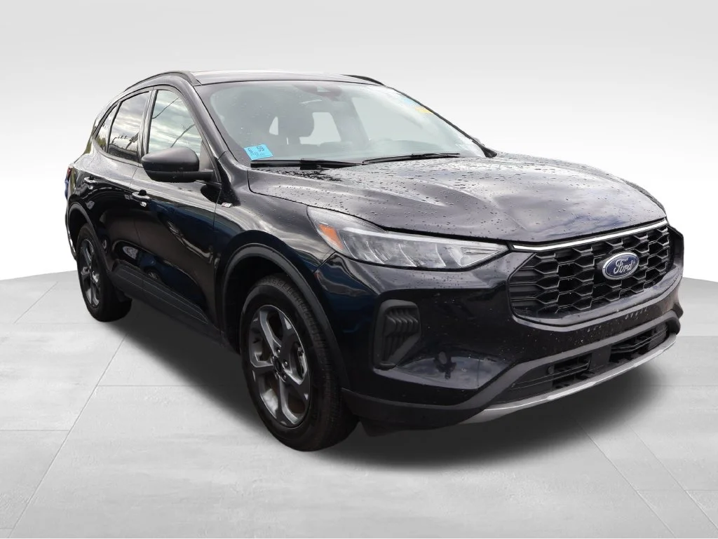 Used 2025 Black Metallic Ford ST-Line image 11