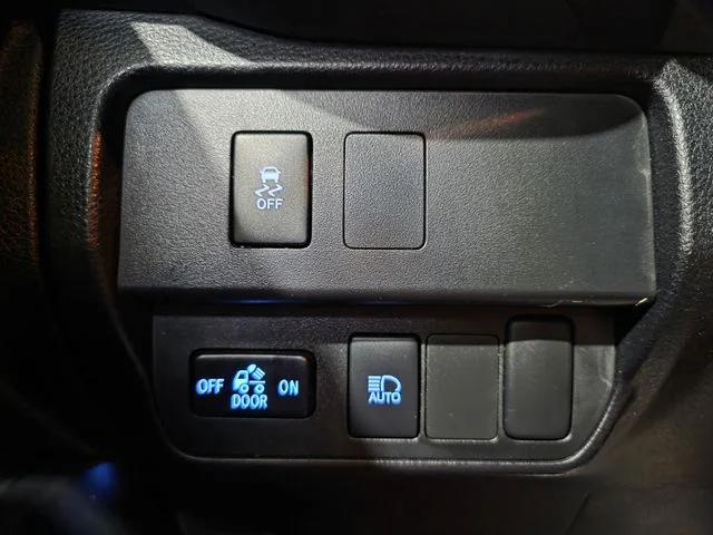 Used 2023 Gray Toyota SR image 18