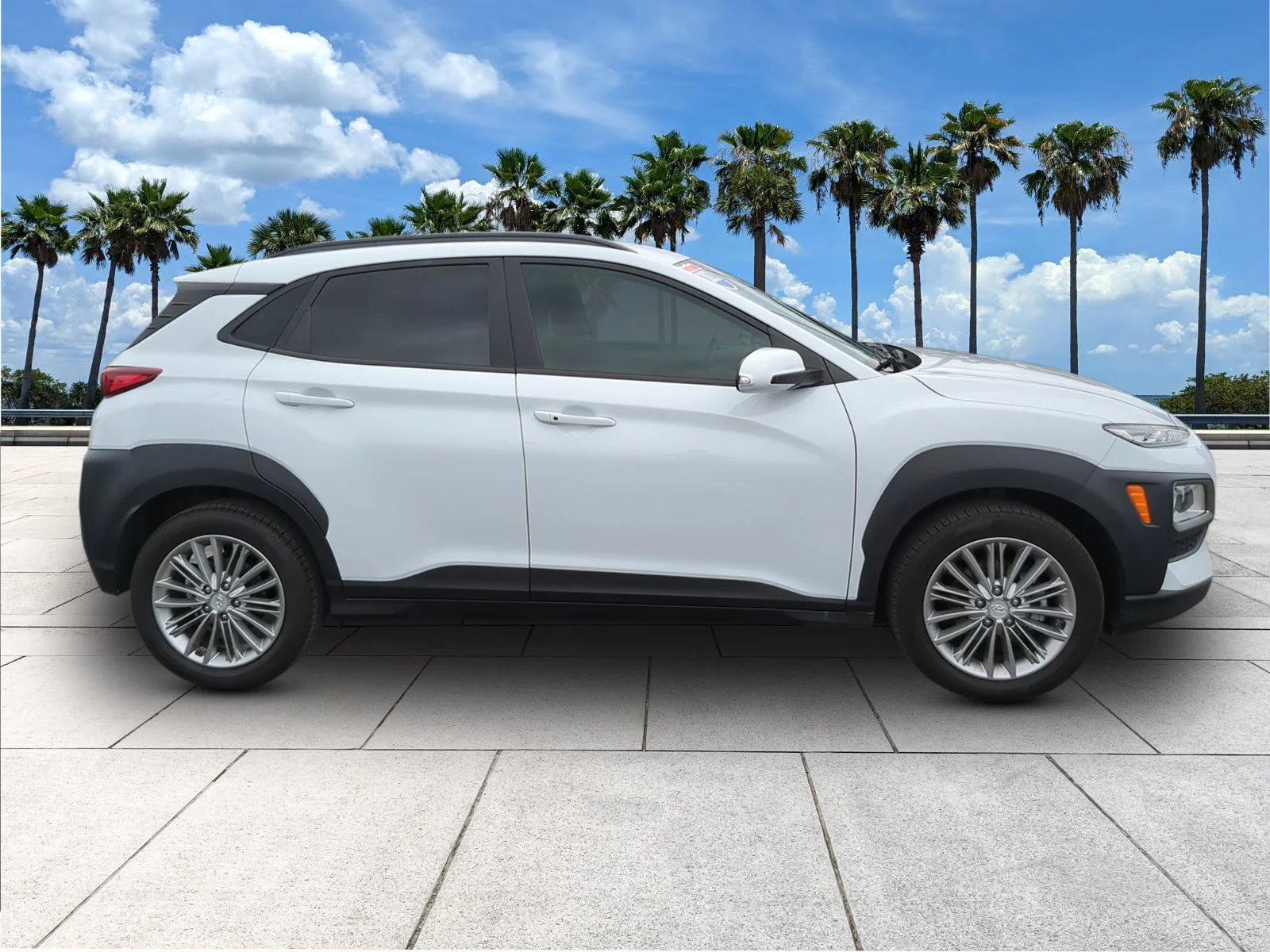 Certified Used 2021 Chalk White Hyundai SEL image 9