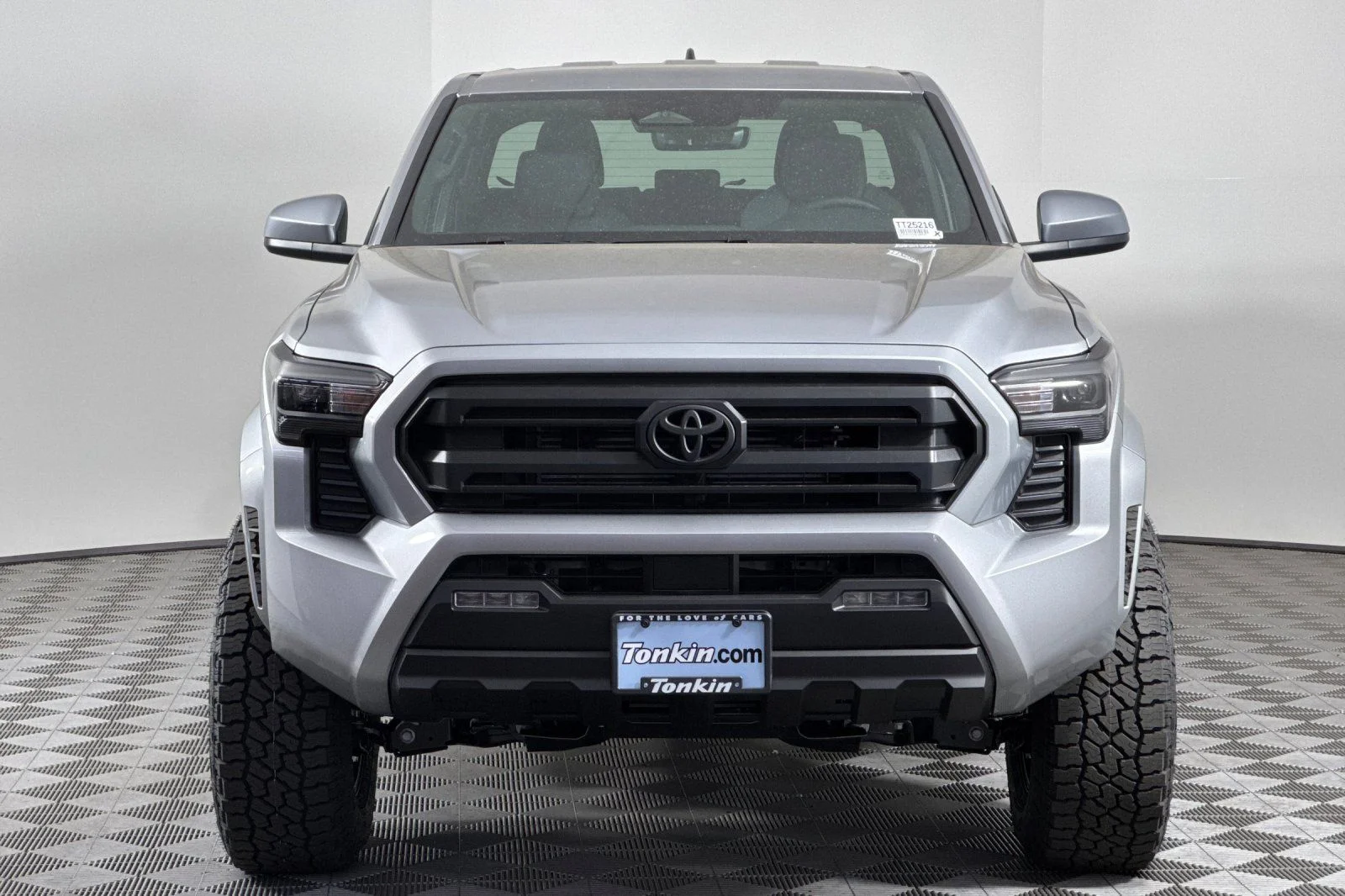 New 2025 Celestial Silver Metallic Toyota  SR5 image 9