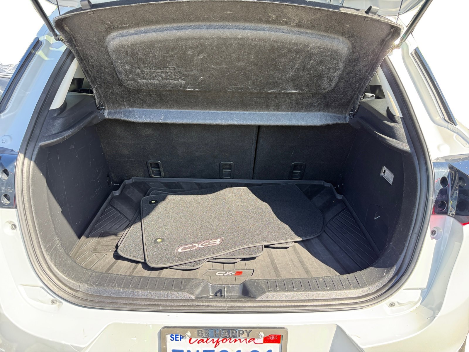 Used 2016 Silver Metallic Mazda Grand Touring image 17