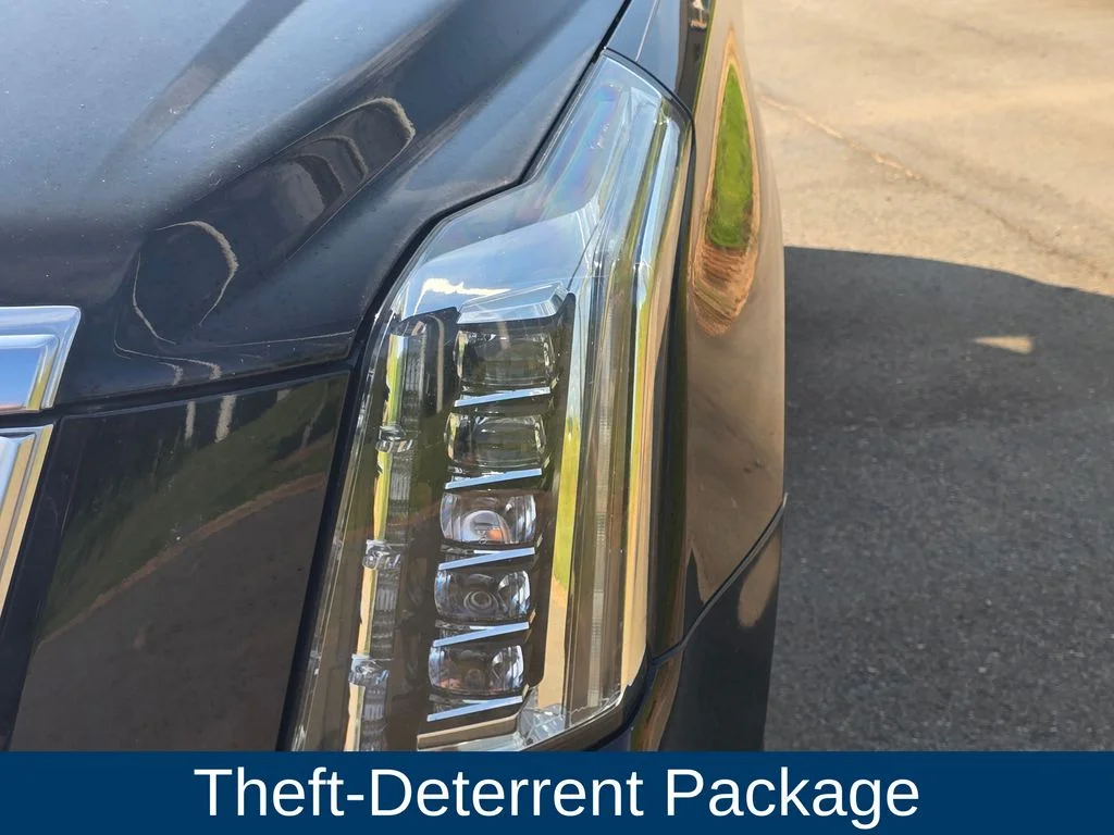 Used 2019 Black Cadillac Luxury image 6