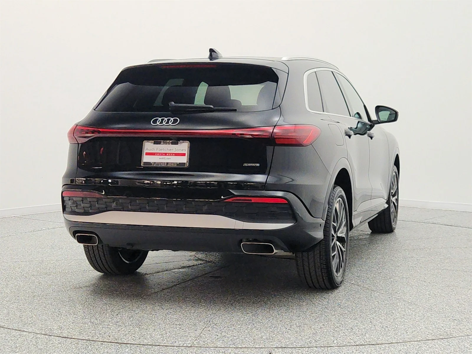 Used 2025 Mythos Black Metallic Audi Premium Plus 2.0 TFSI quattro image 6