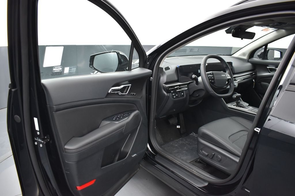 New 2026 Ebony Black Kia SX Prestige image 5