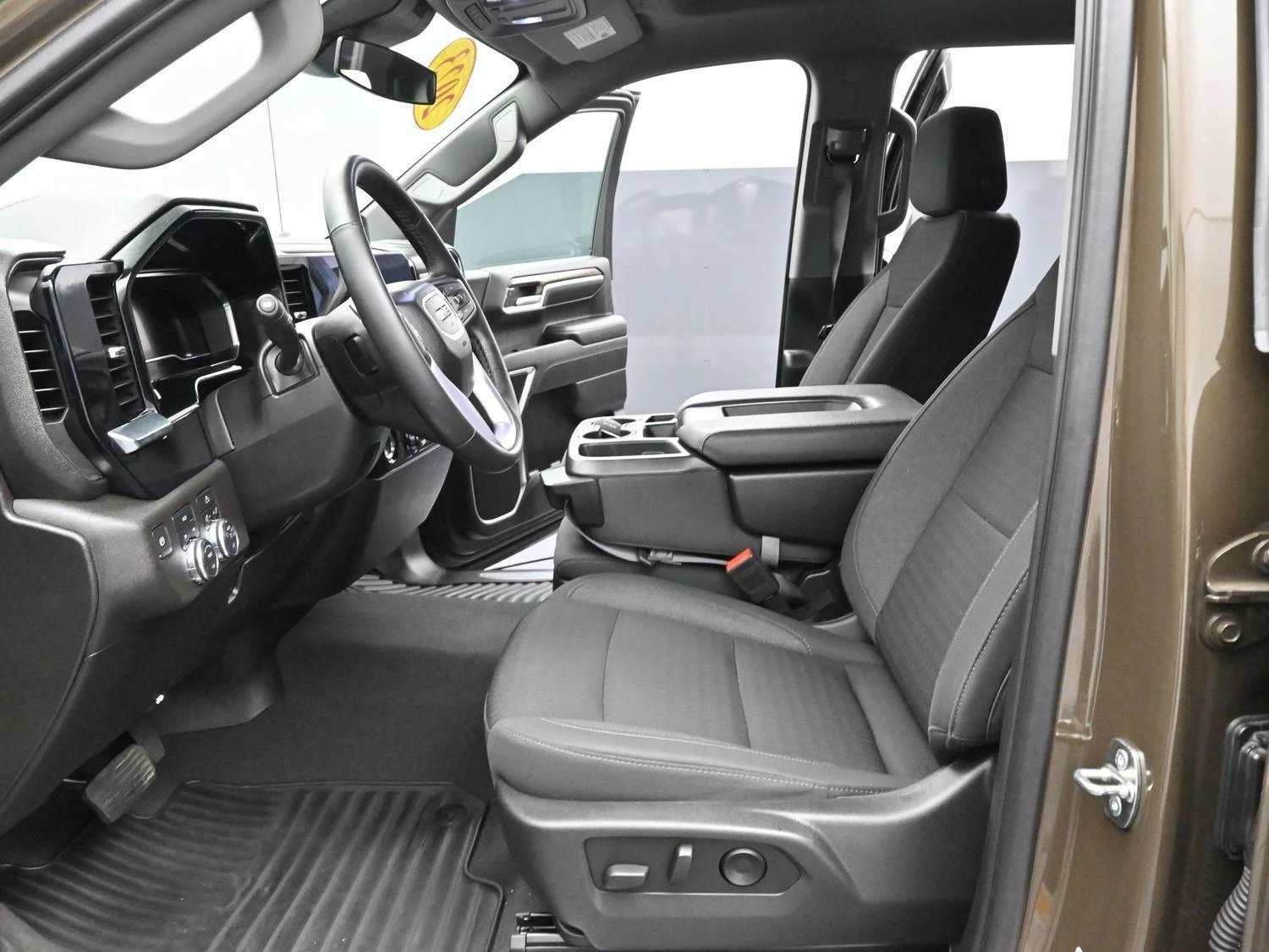 Used 2023 Deep Bronze Metallic GMC Elevation image 12