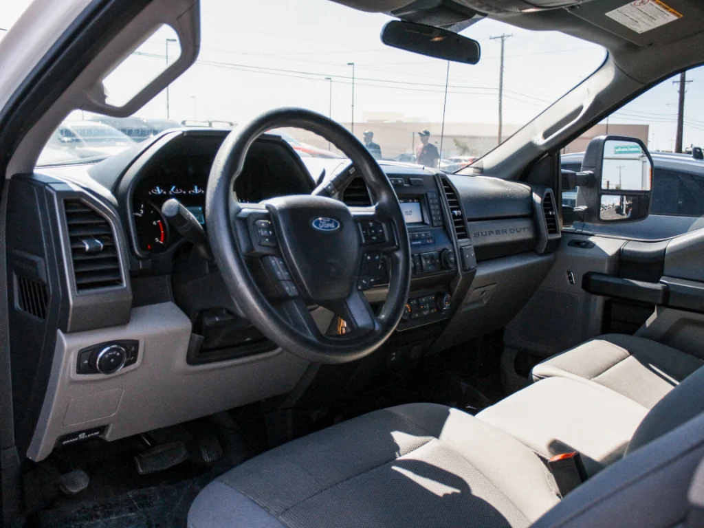 Used 2020 Oxford White Ford XL image 10