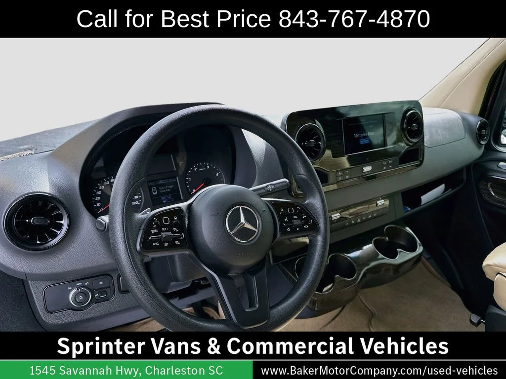Used 2019 Jet Black Mercedes-Benz Cargo 170 WB EXT image 4