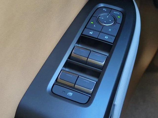 New 2026 Cloudburst Gray Lexus  350e image 21