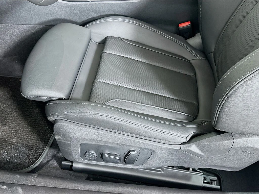 2025 BMW 4 Series 430i - Photo 20