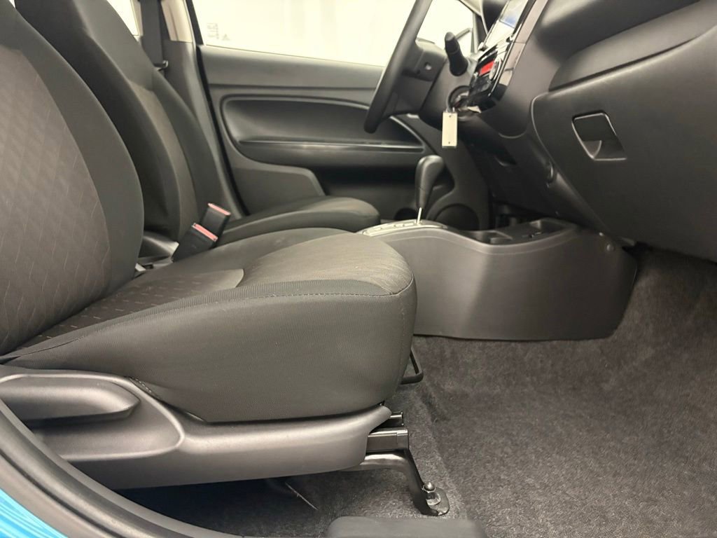 Used 2024 Blue Mitsubishi ES image 31