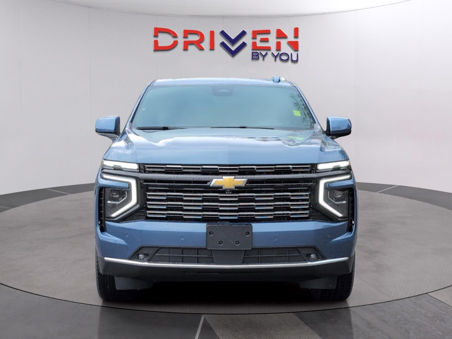 2026 Chevrolet Suburban High Country - Photo 8