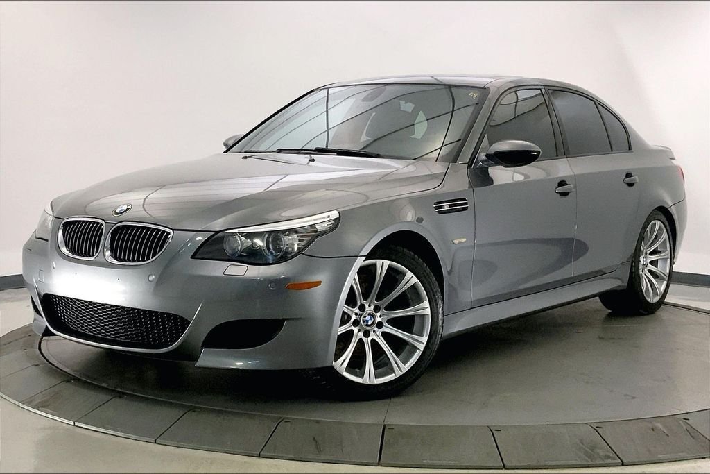 Used 2008 Space Gray Metallic BMW  image 11