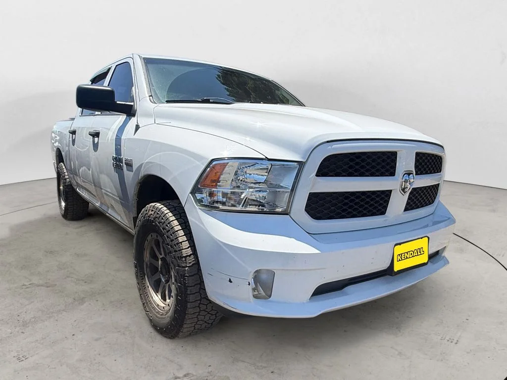 Used 2013 White Ram Express image 6
