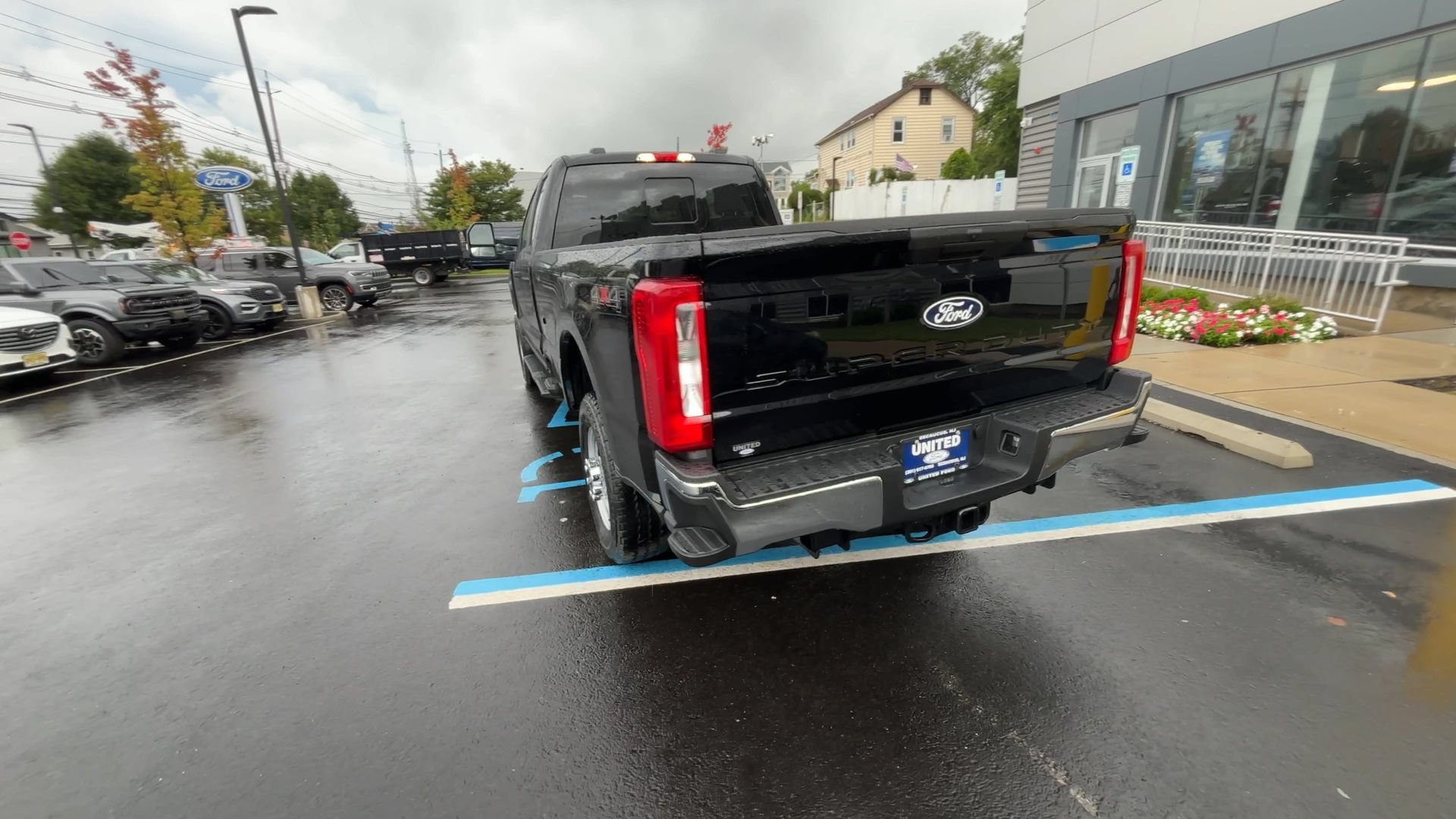 New 2027 Agate Black Metallic Ford F-350® XL image 6