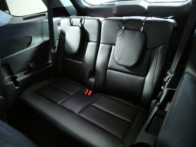 Used 2023 Gray Ford Limited image 15