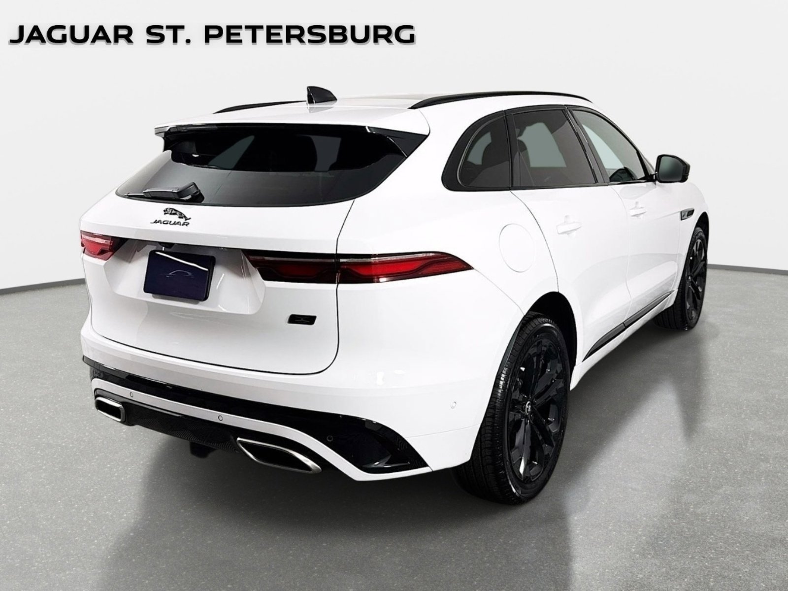 Used 2026 Fuji White Jaguar P400 R-Dynamic S image 7