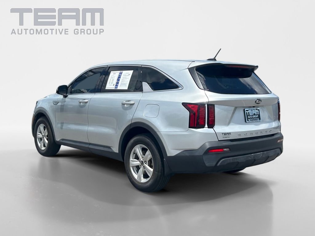 Used 2021 Silver Kia LX image 5