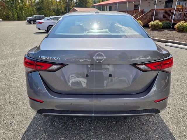Used 2025 Gray Nissan SV image 7