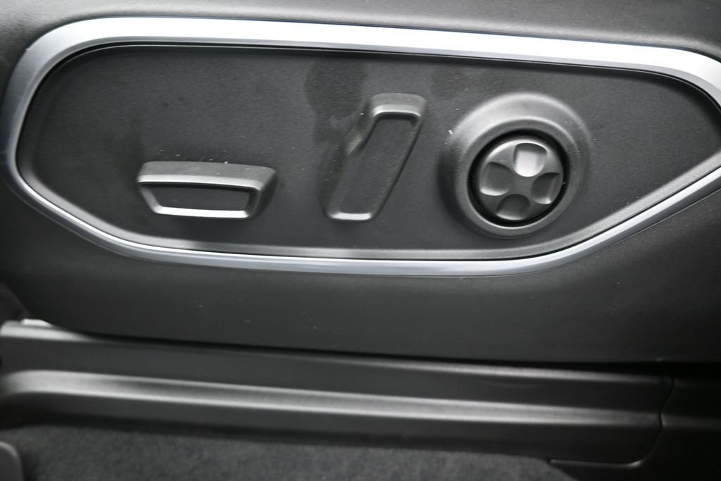 New 2026 Steel Blue Exterior Paint Jeep Upland image 31