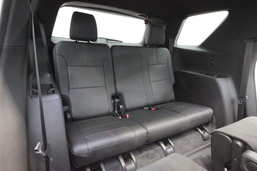 Used 2023 Black Chevrolet RS image 30