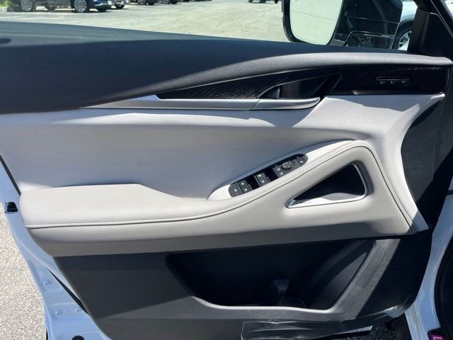 New 2027  INFINITI  image 10