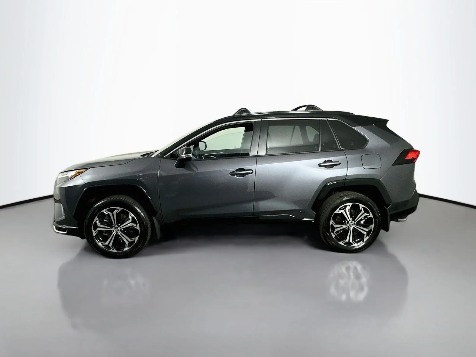 Used 2025 Midnight Black Metallic Toyota XSE image 4