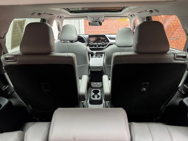 2023 Toyota Highlander Platinum - Photo 27