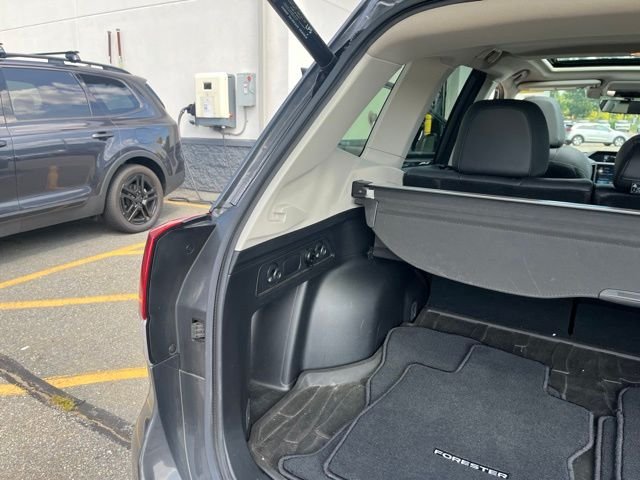 Used 2020 Gray Subaru Limited image 19