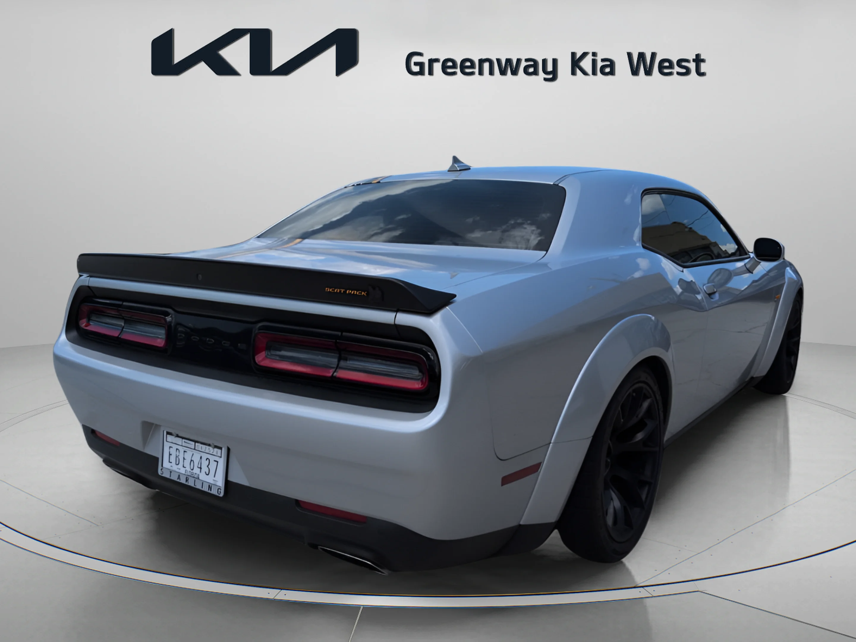 Used 2022 Triple Nickel Clearcoat Dodge R/T Scat Pack Widebody image 8