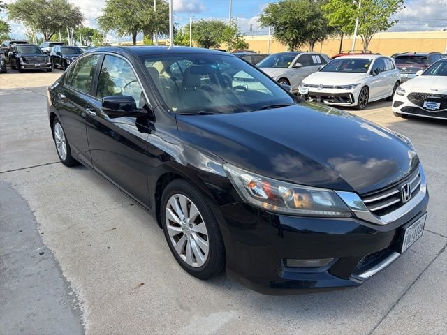 Used 2015 White Honda EX-L image 3