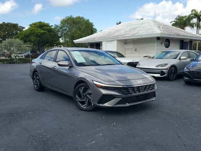 2025 Hyundai Elantra SEL - Photo 30