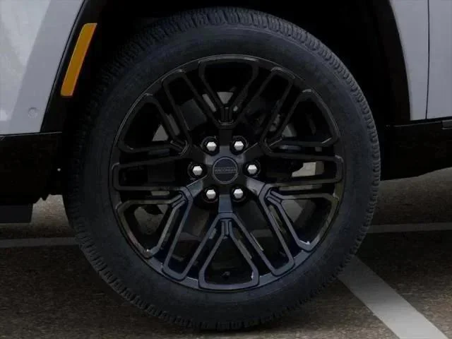 New 2026 Bright White Clearcoat Jeep Limited Reserve image 112