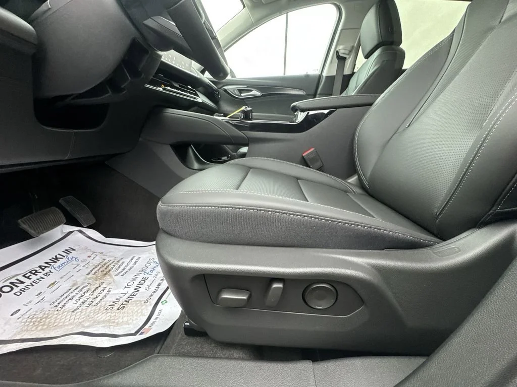 New 2026 Summit White Buick Preferred image 12