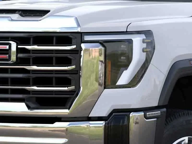 New 2026 Summit White GMC SLE image 26