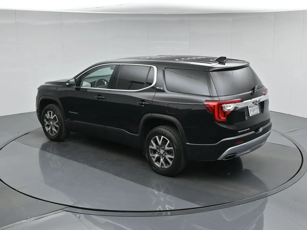 Used 2022 Black GMC SLE image 45