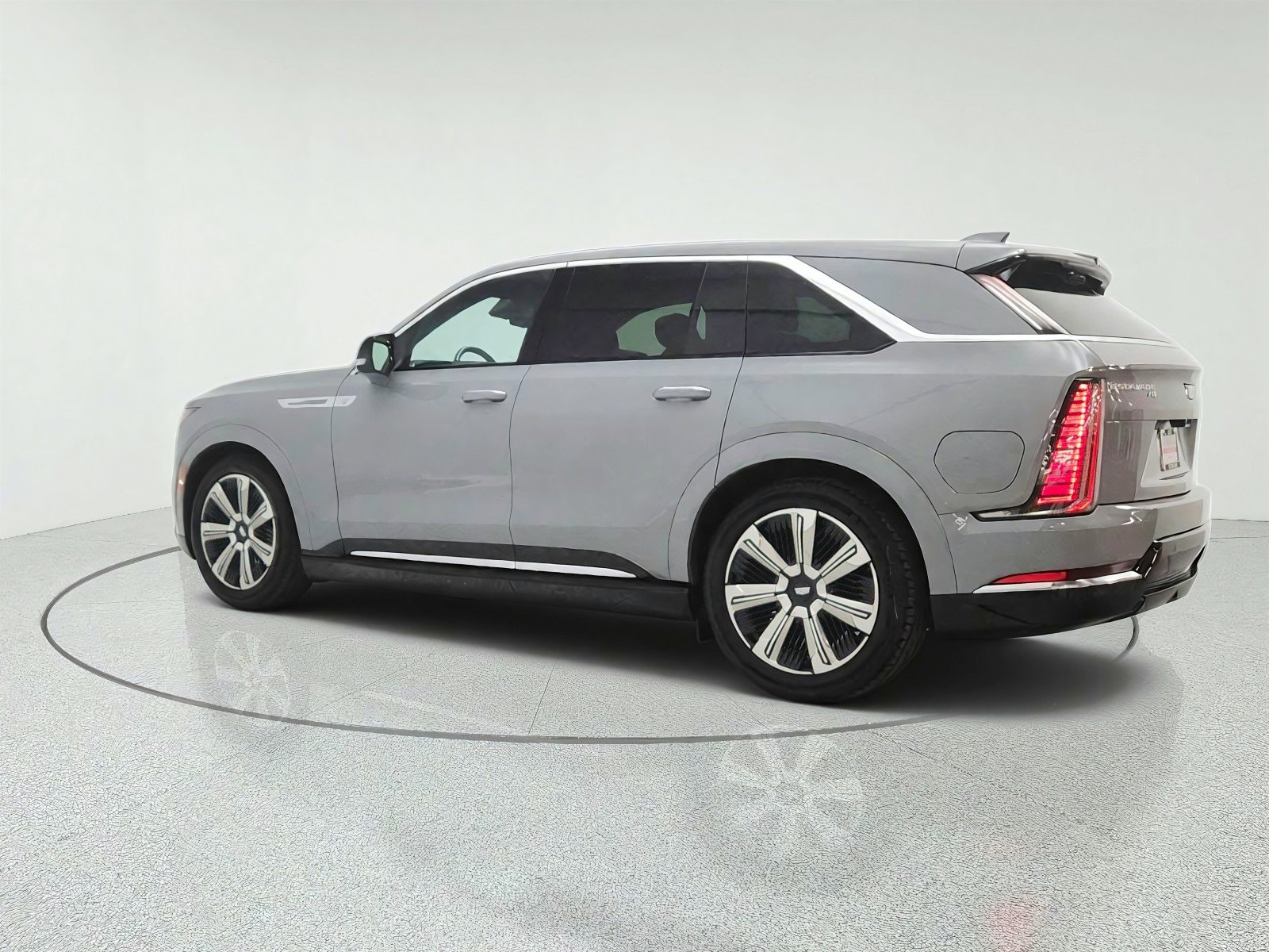 Used 2026 Luna Metallic Cadillac Premium Luxury image 7