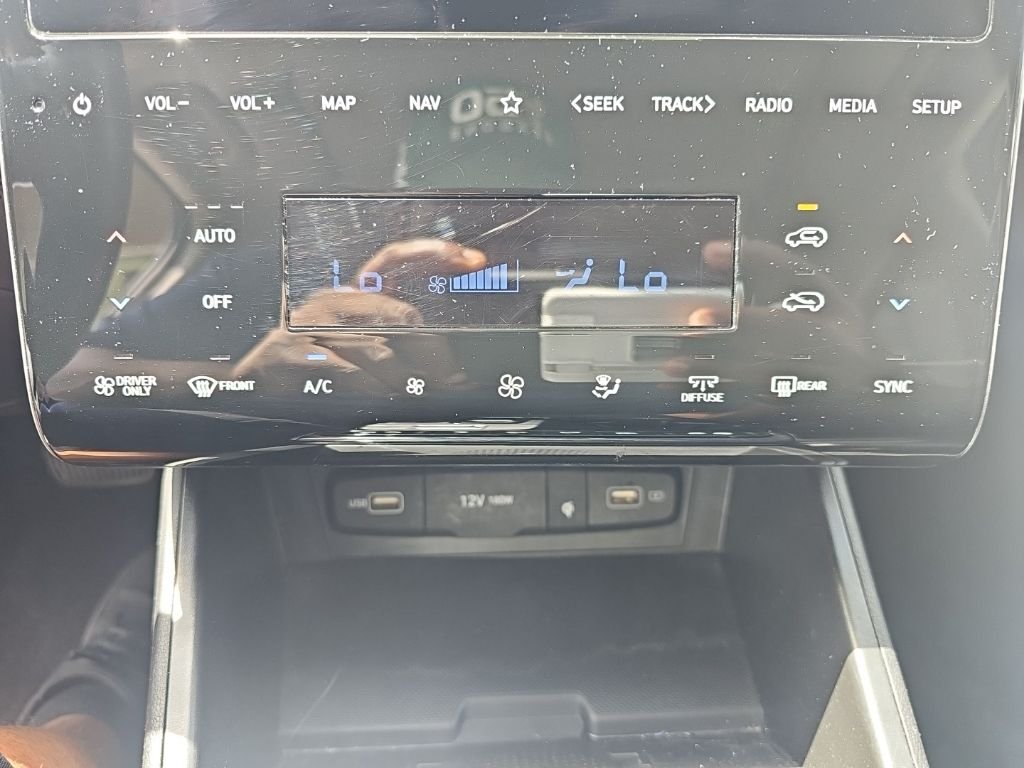 2022 Hyundai Tucson Limited - Photo 19