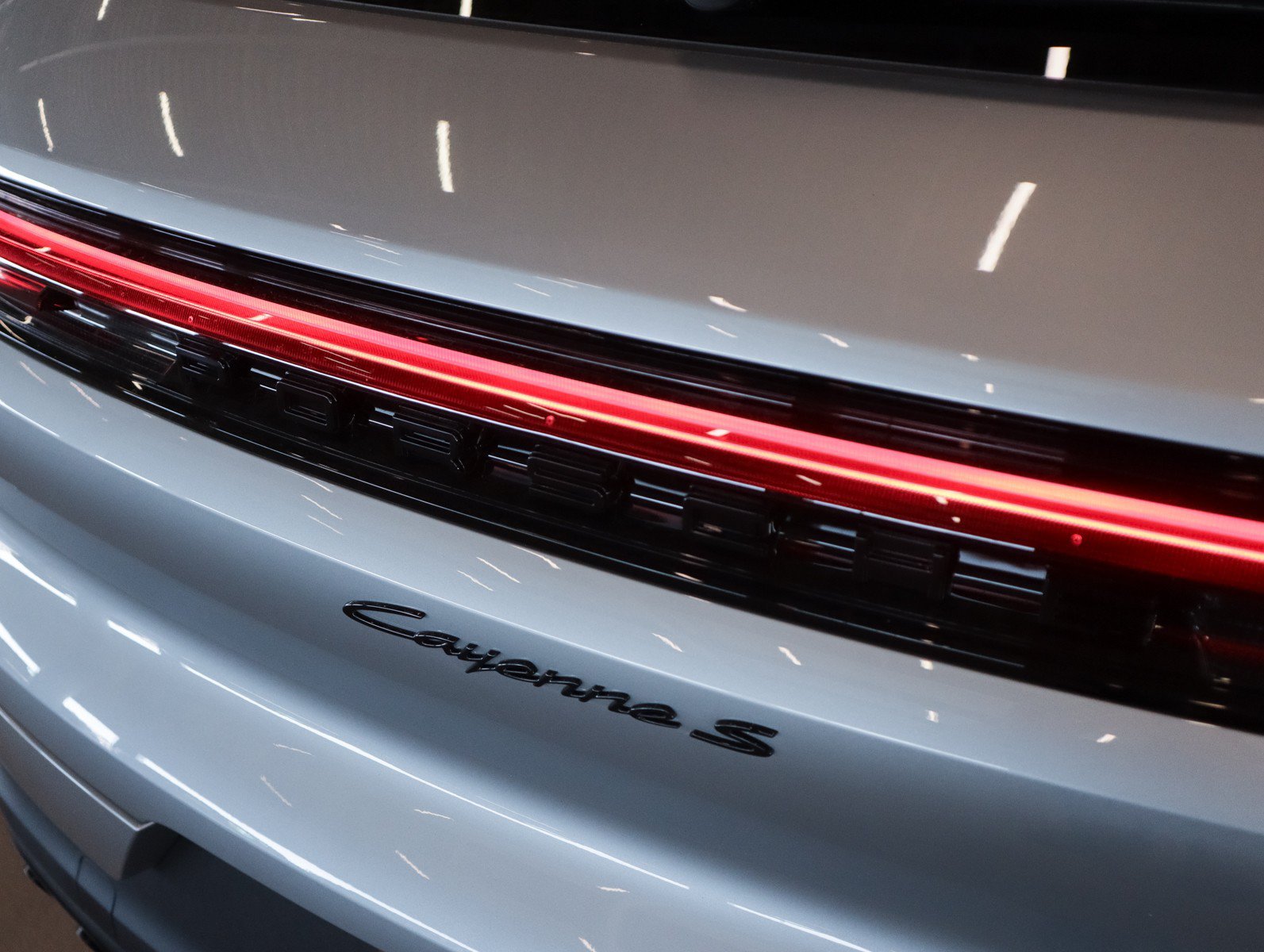 New 2026 Dolomite Silver Metallic Porsche S image 28