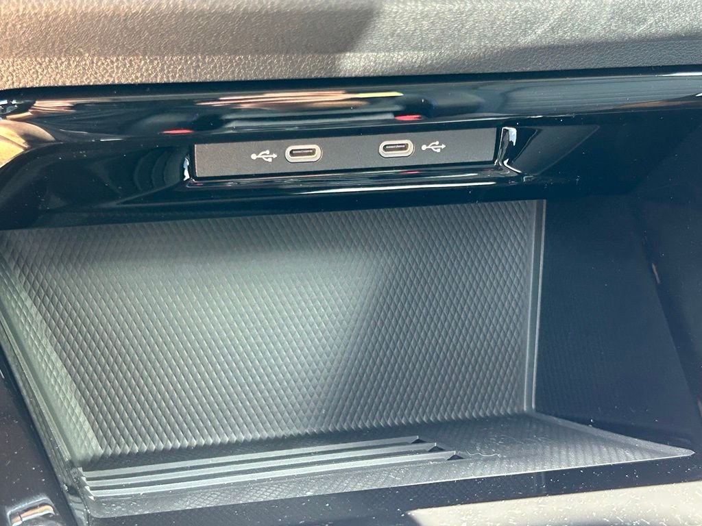 New 2026 White Volkswagen 2.0T image 28