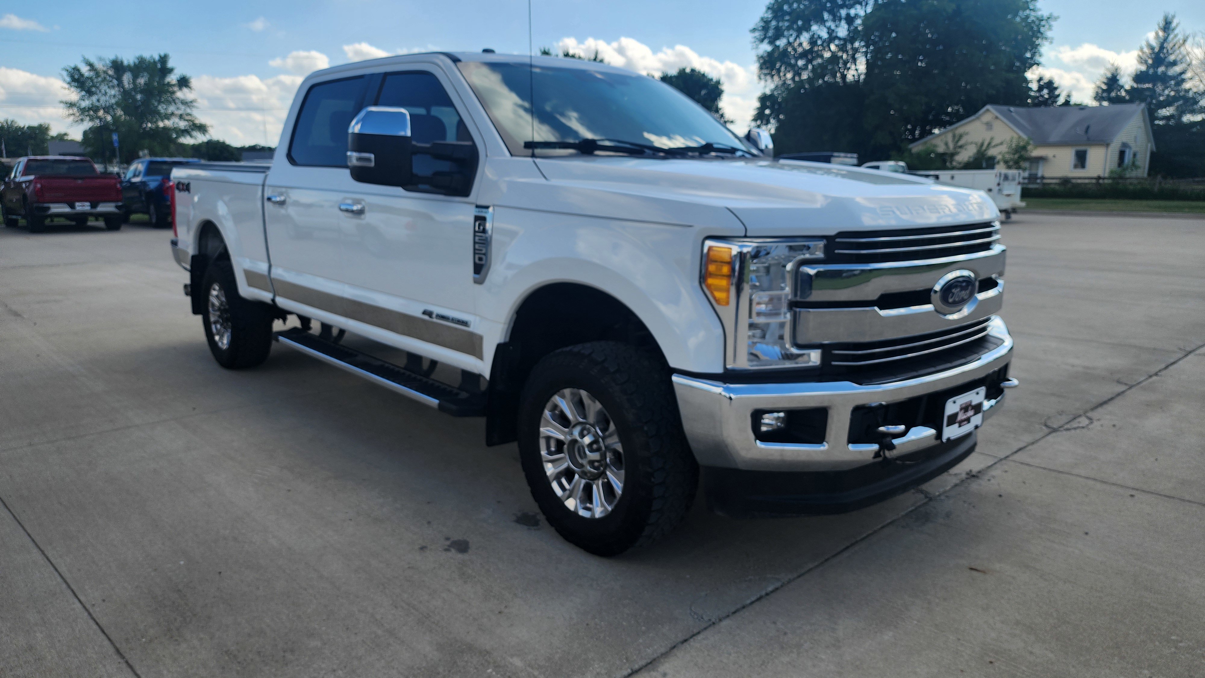 Used 2017 Oxford White Ford Lariat image 3