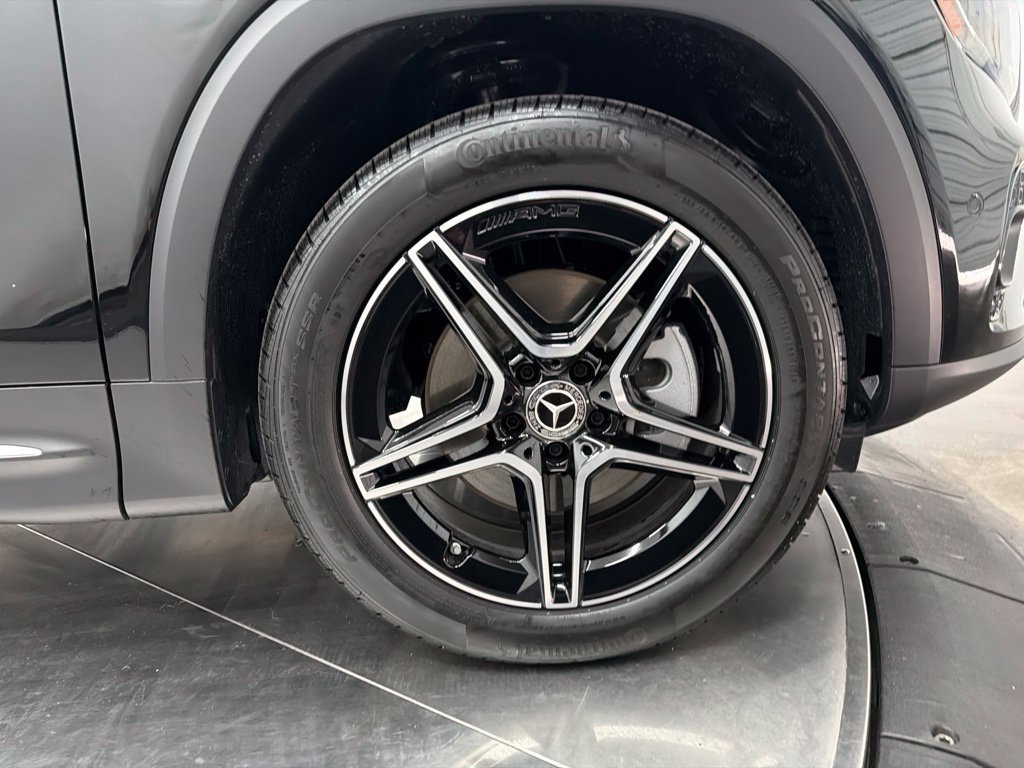 New 2026 Night Black Mercedes-Benz GLB 250 image 42