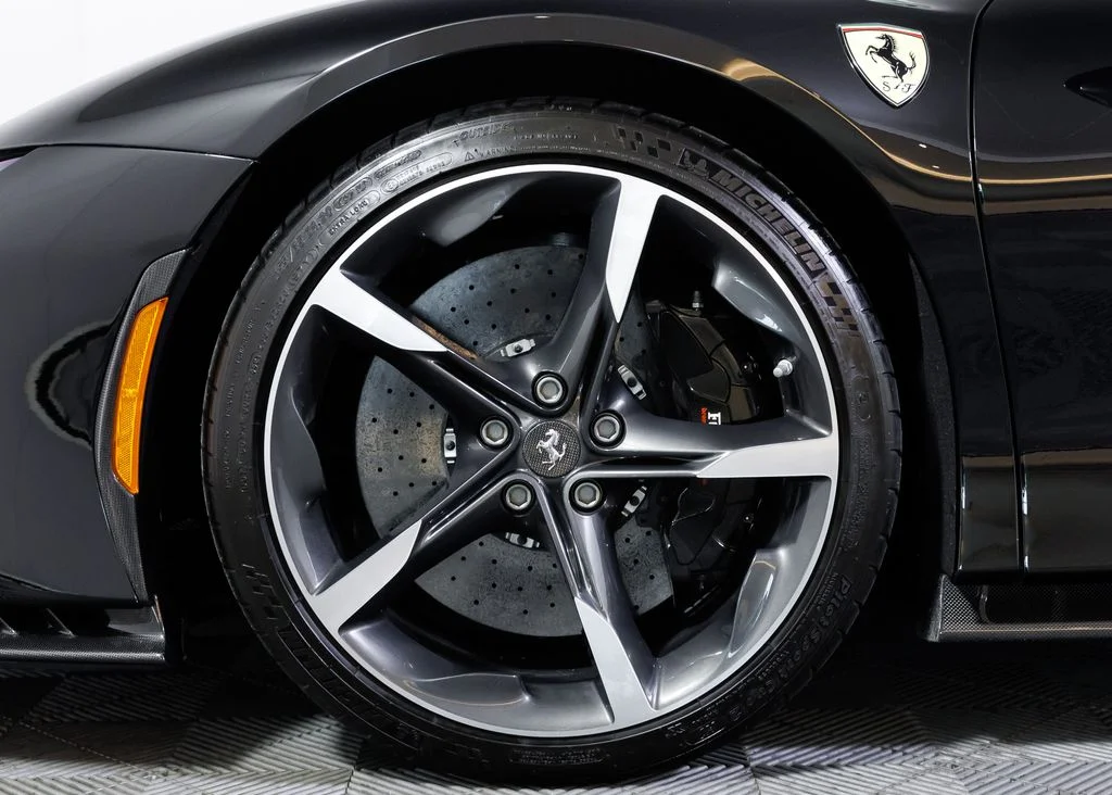 Certified Used 2022 Nero Ferrari Base image 5