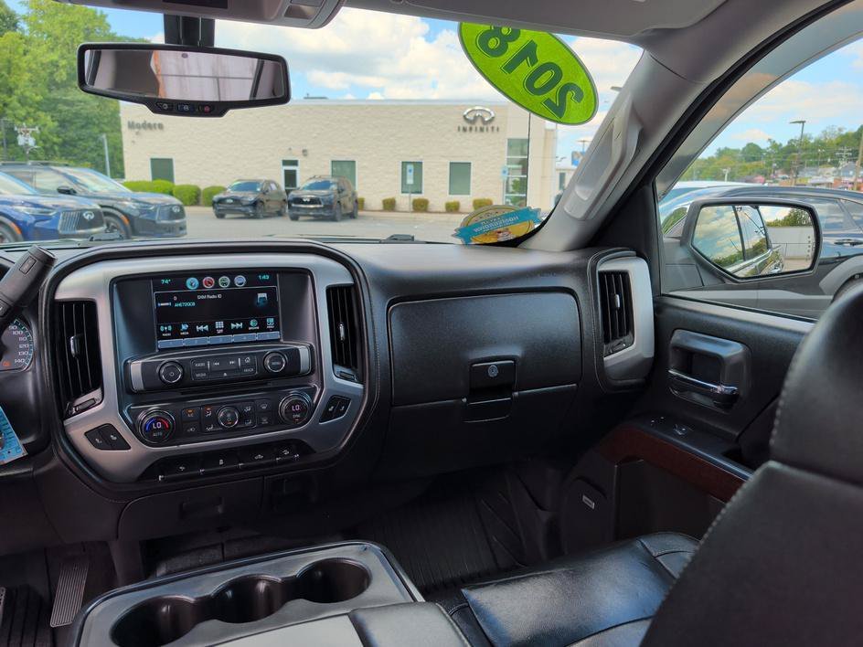 Used 2018 Dark Slate Metallic GMC SLT image 10