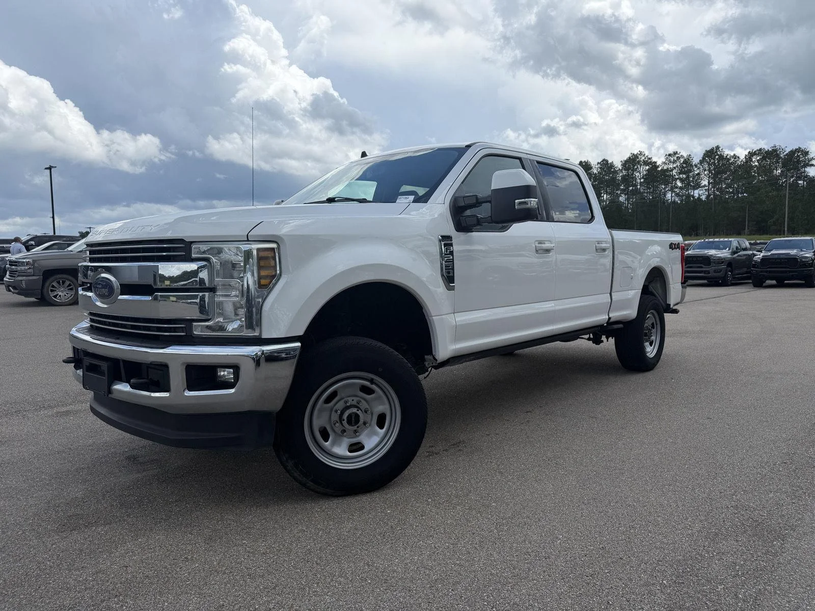 2019 Ford F-250 Lariat 4x4 Crew Cab 8' Box's photo