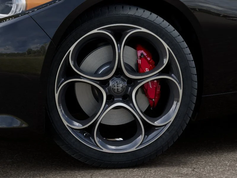 New 2026 Vulcano Black Metallic Exterior Paint Alfa Romeo Base image 8